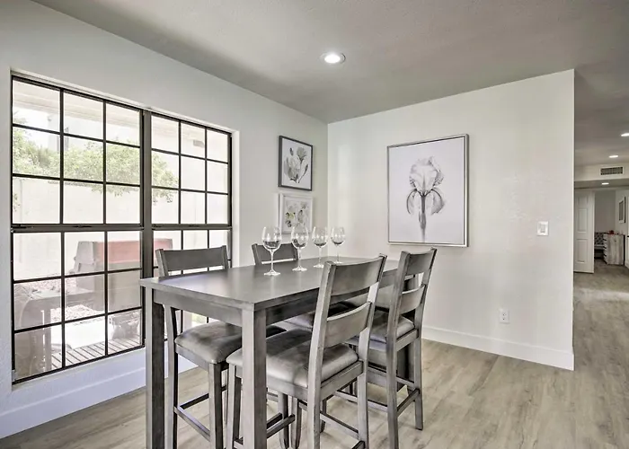 Hot Tub! Family-friendly Home, 8 Mi To Westgate * Glendale