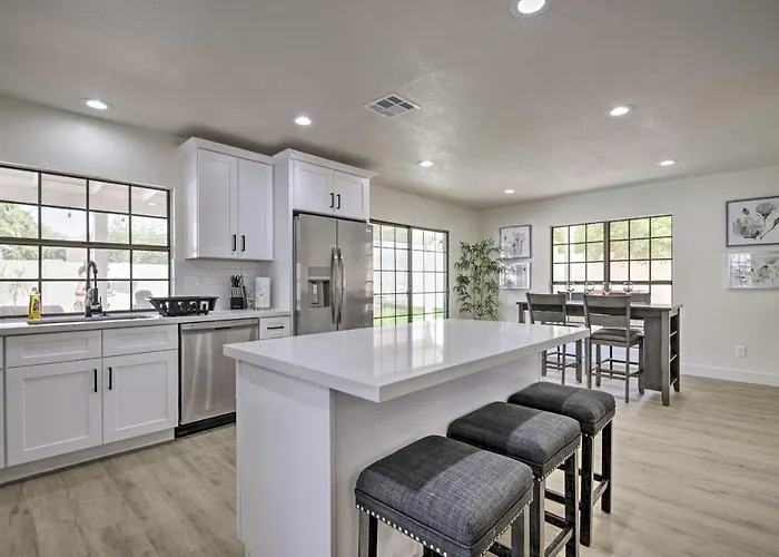 Holiday home Hot Tub! Family-friendly Home, 8 Mi To Westgate Glendale