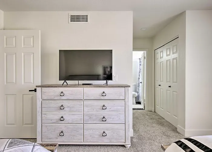Holiday home Hot Tub! Family-friendly Home, 8 Mi To Westgate *